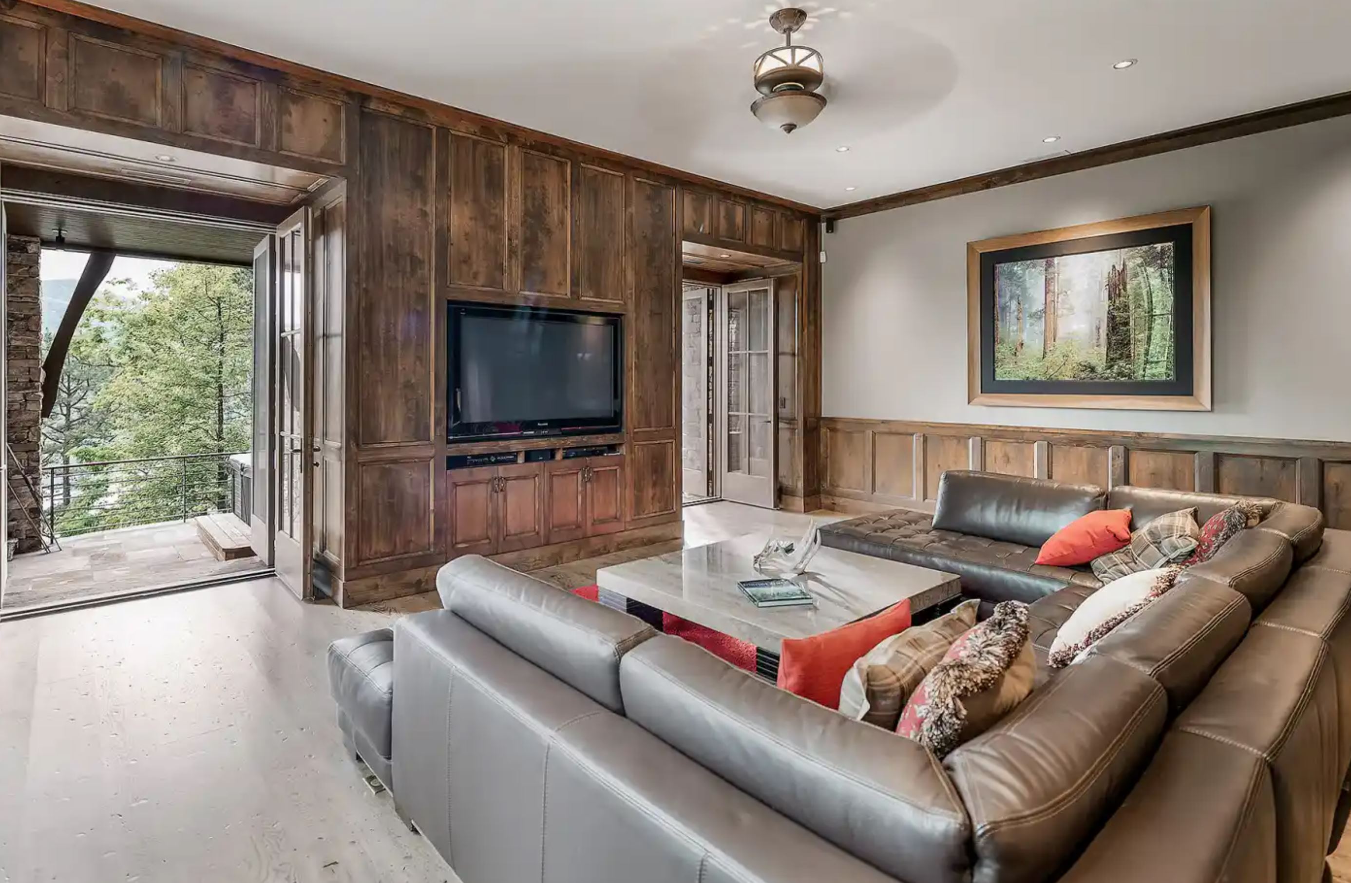 Peninsula Manor Photo 18