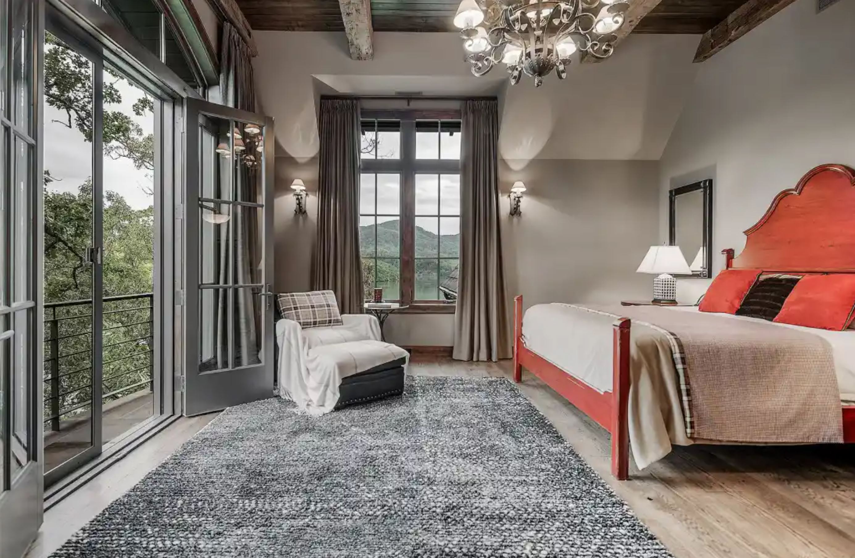 Peninsula Manor Photo 23