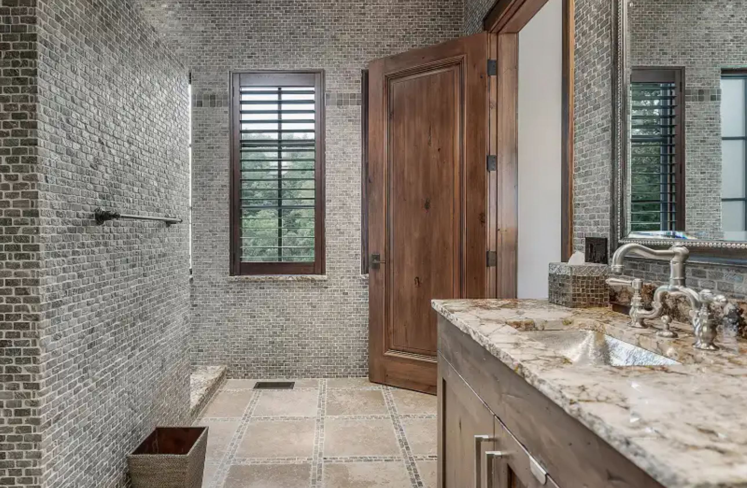 Peninsula Manor Photo 28